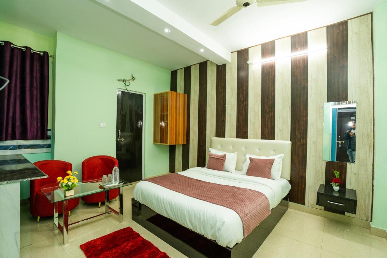 Ventex Inn Lucknow Dış mekan fotoğraf